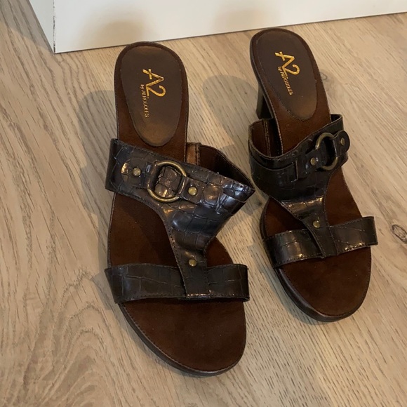 Aerosole sandal - Picture 1 of 2